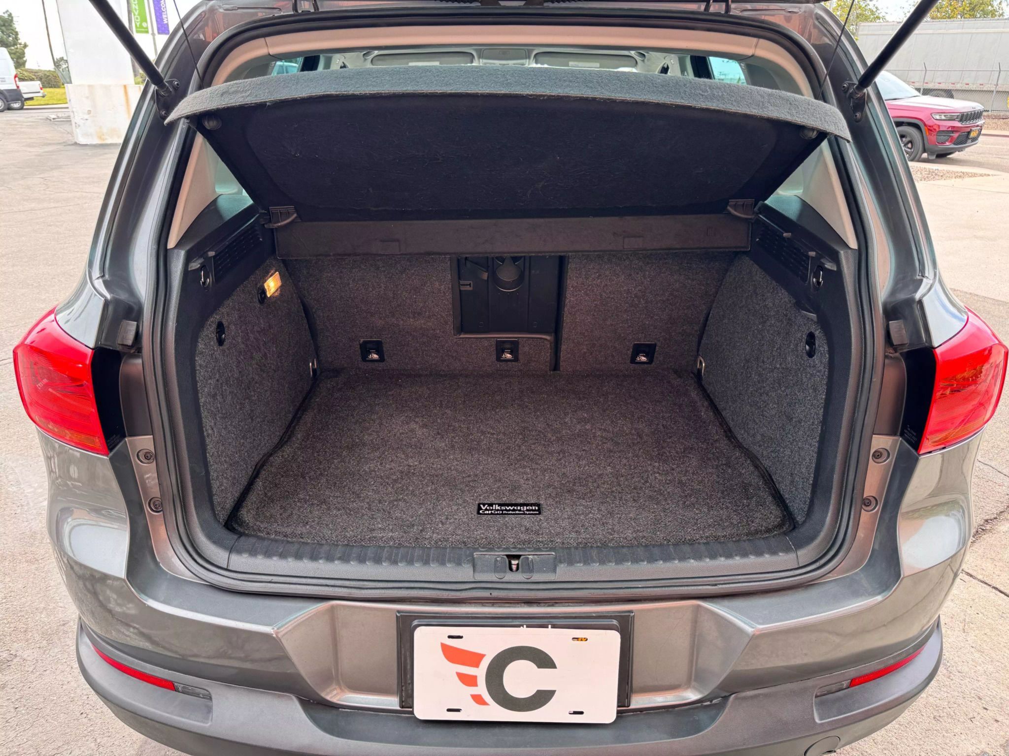 2016 Volkswagen Tiguan SE photo 11