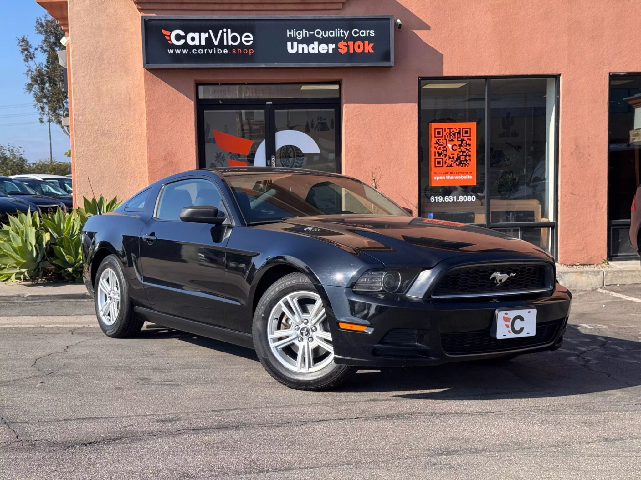 2014 Ford Mustang V6 photo 2