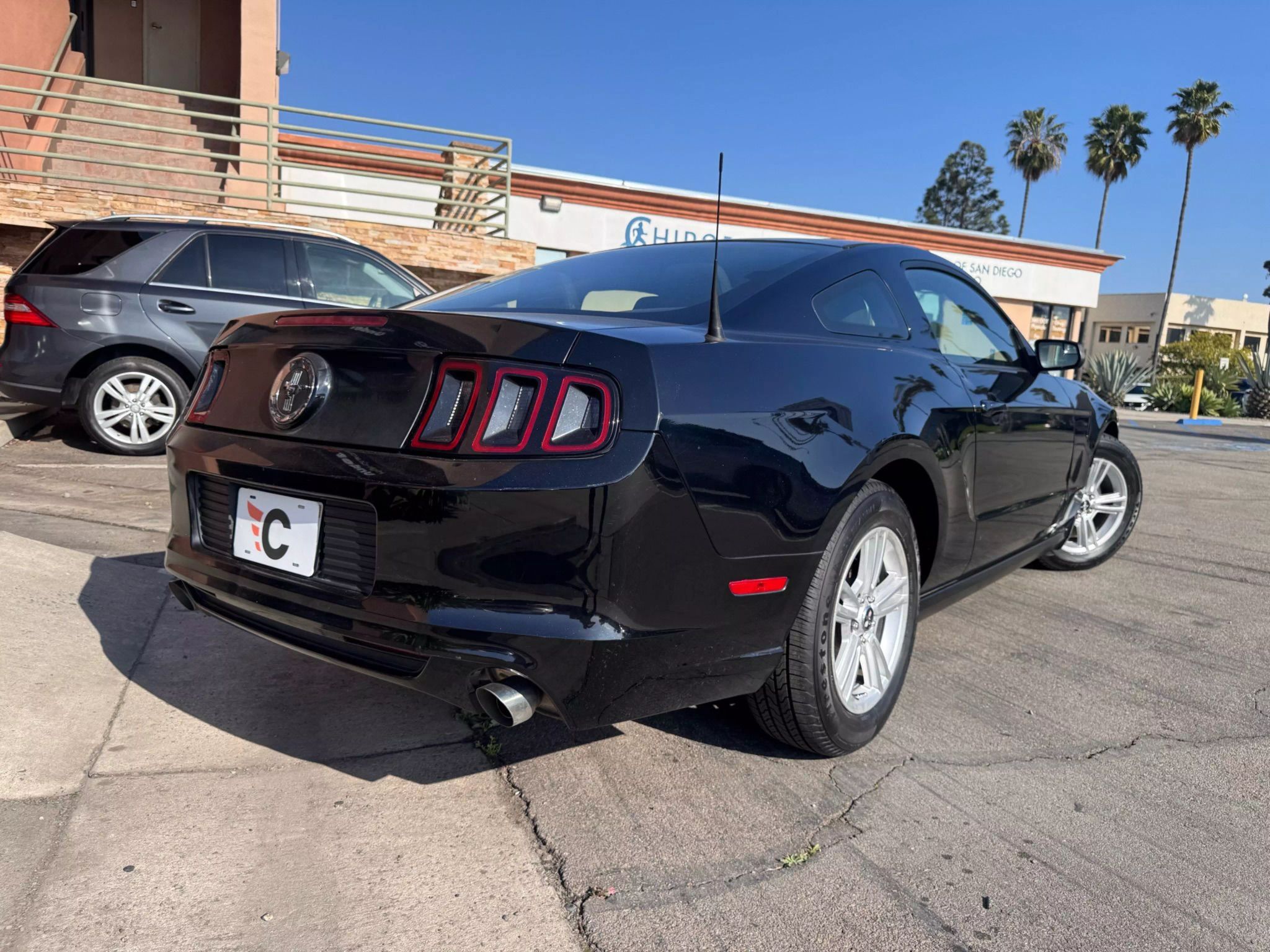 2014 Ford Mustang V6 photo 4