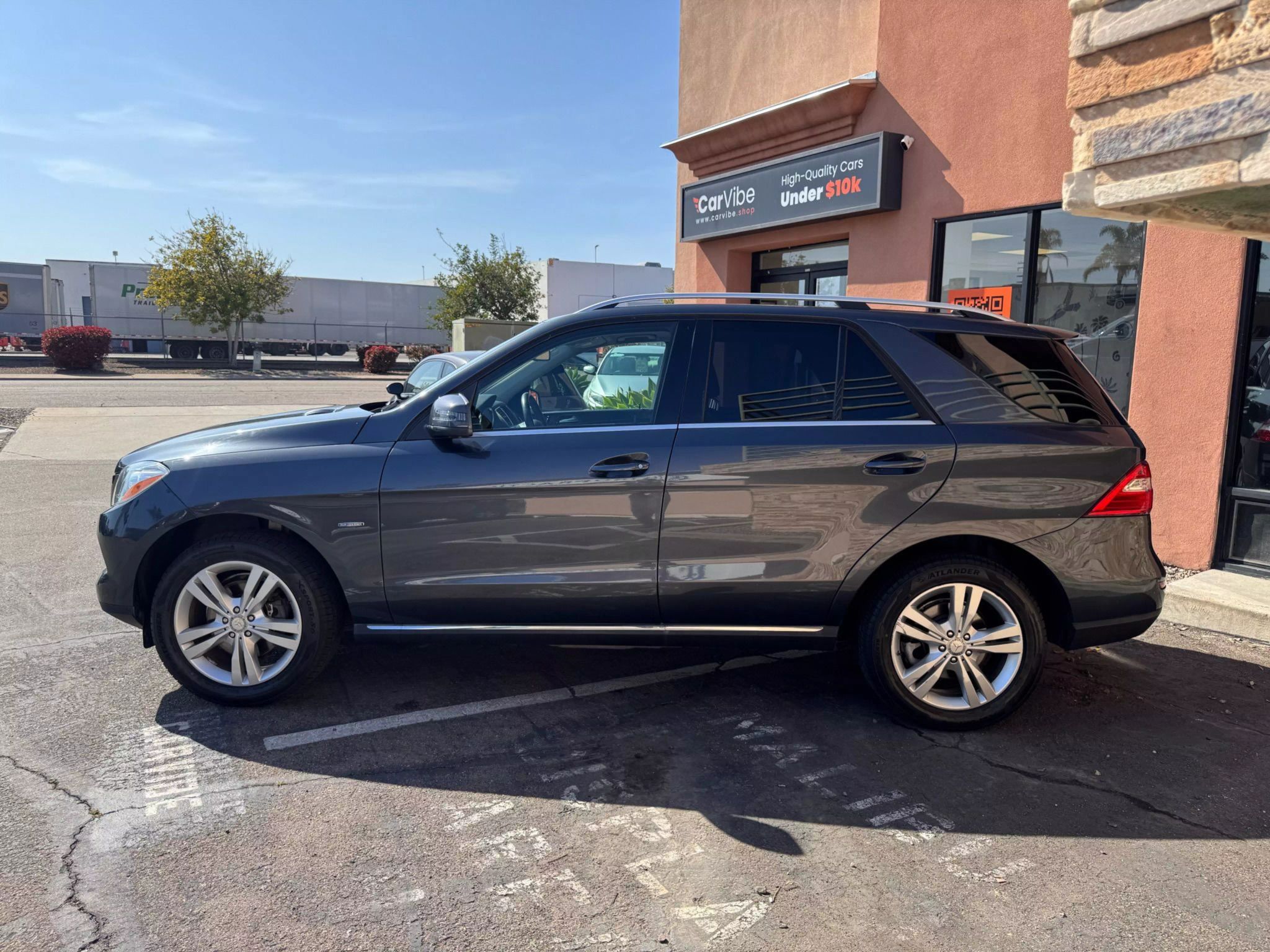 2012 Mercedes Benz ML 350 4MATIC photo 3