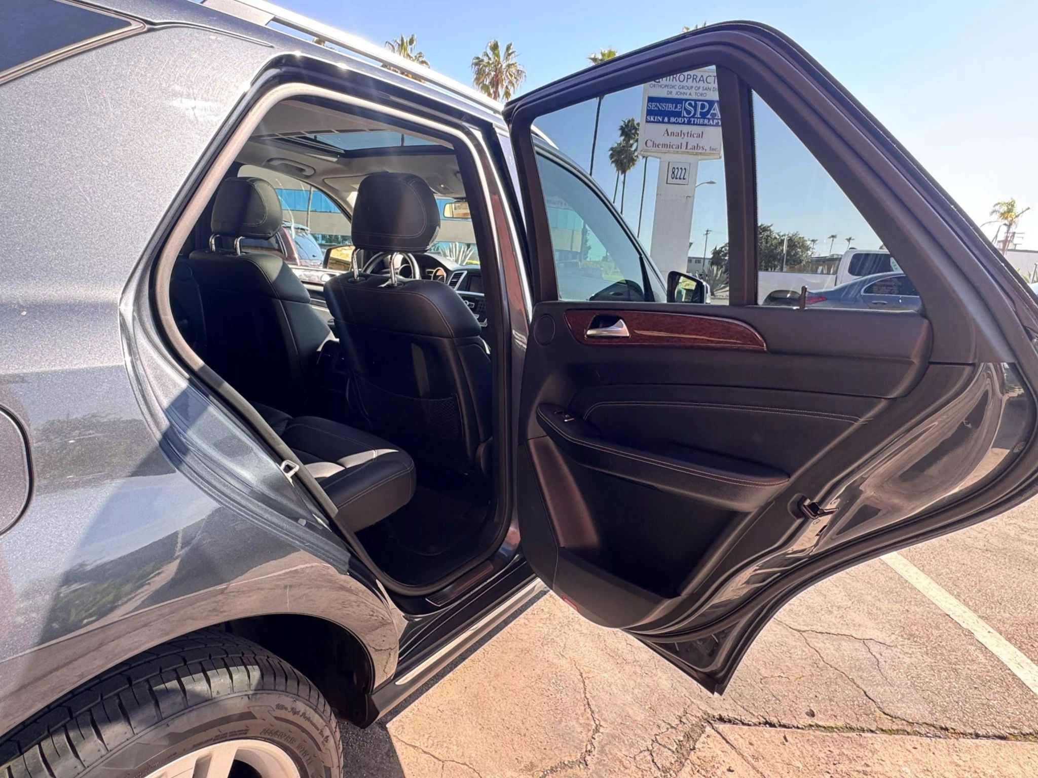 2012 Mercedes Benz ML 350 4MATIC photo 9