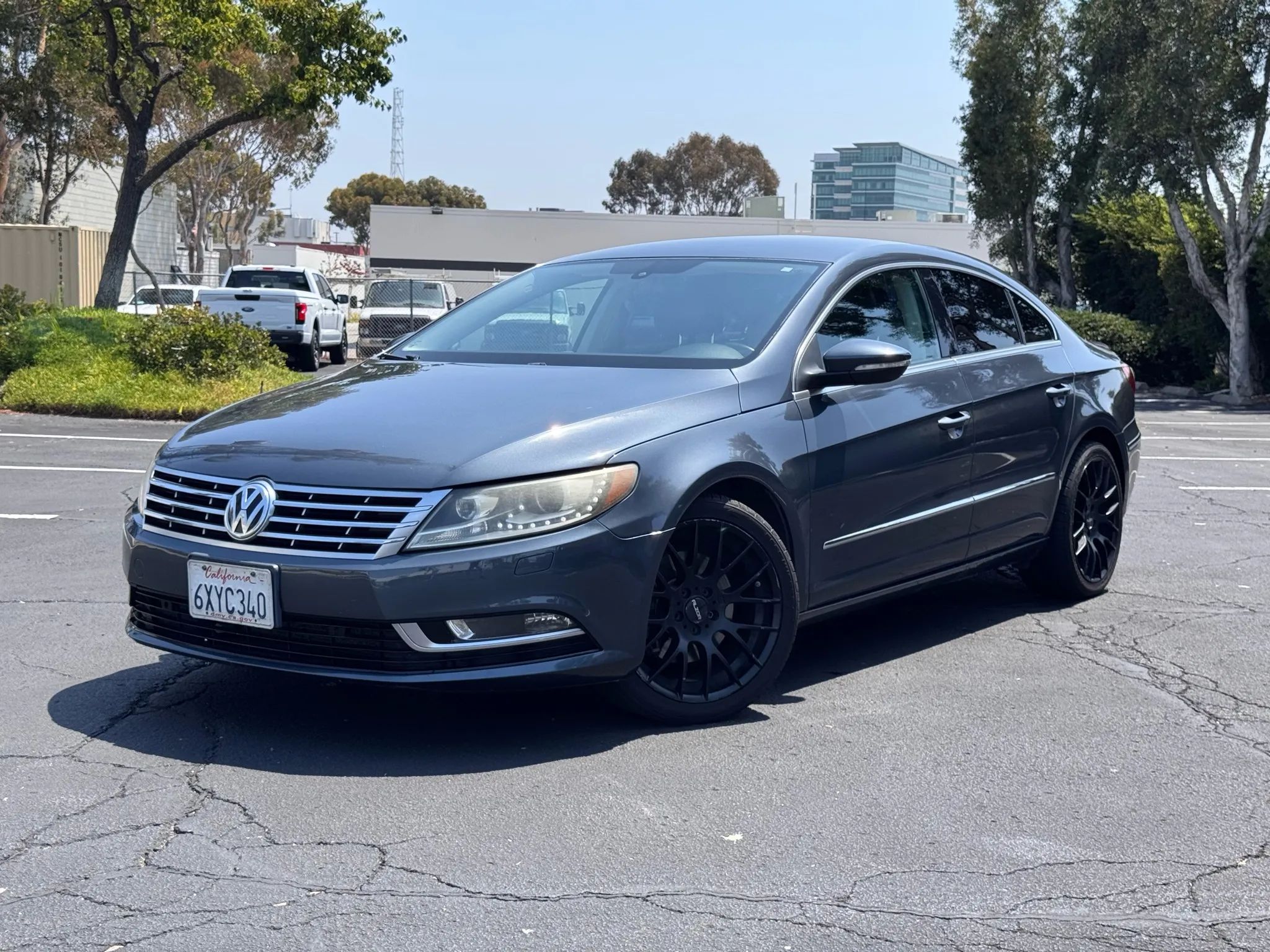 2013 Volkswagen CC Sport photo 2
