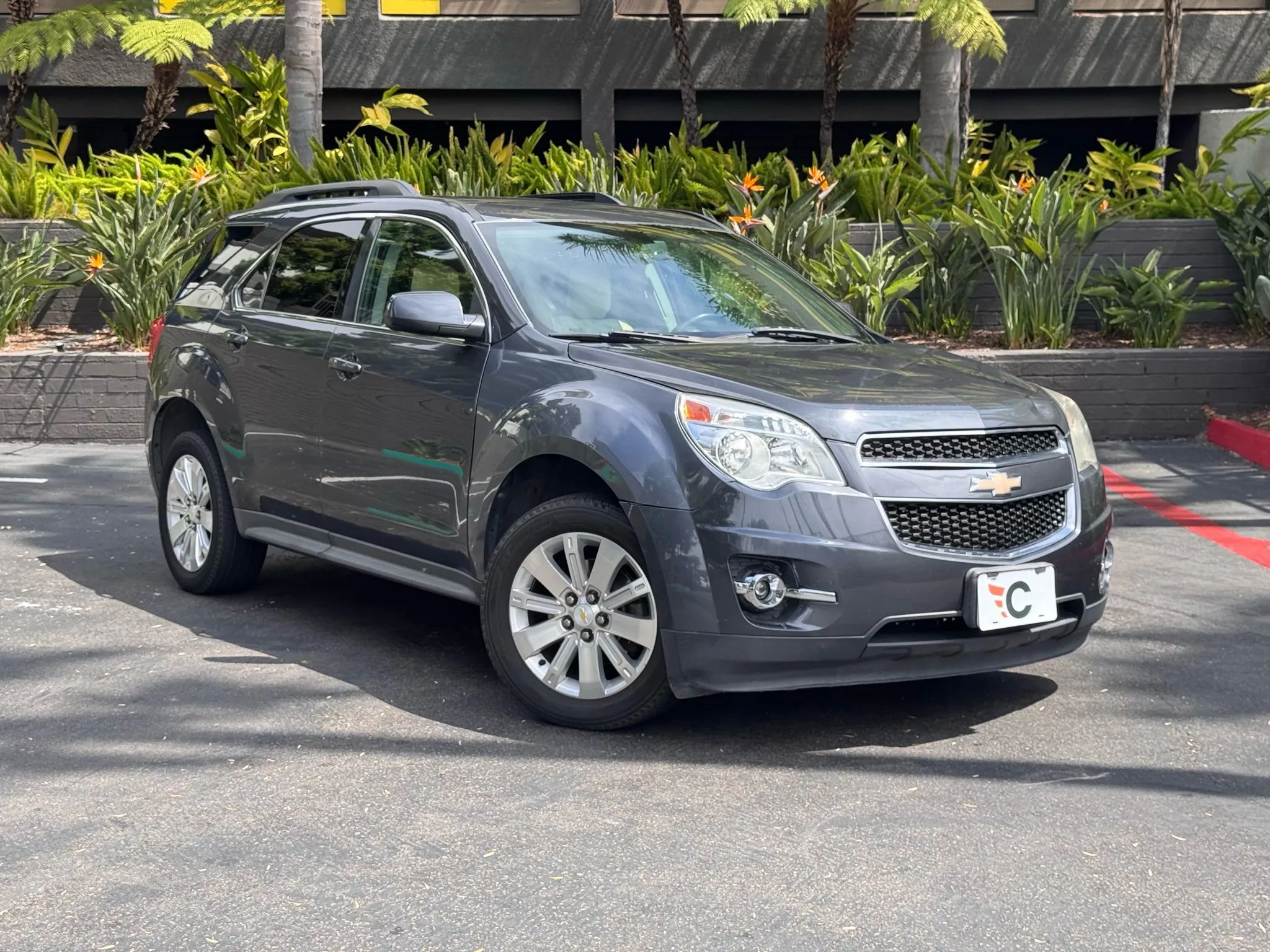 2011 Chevrolet Equinox LT photo 2