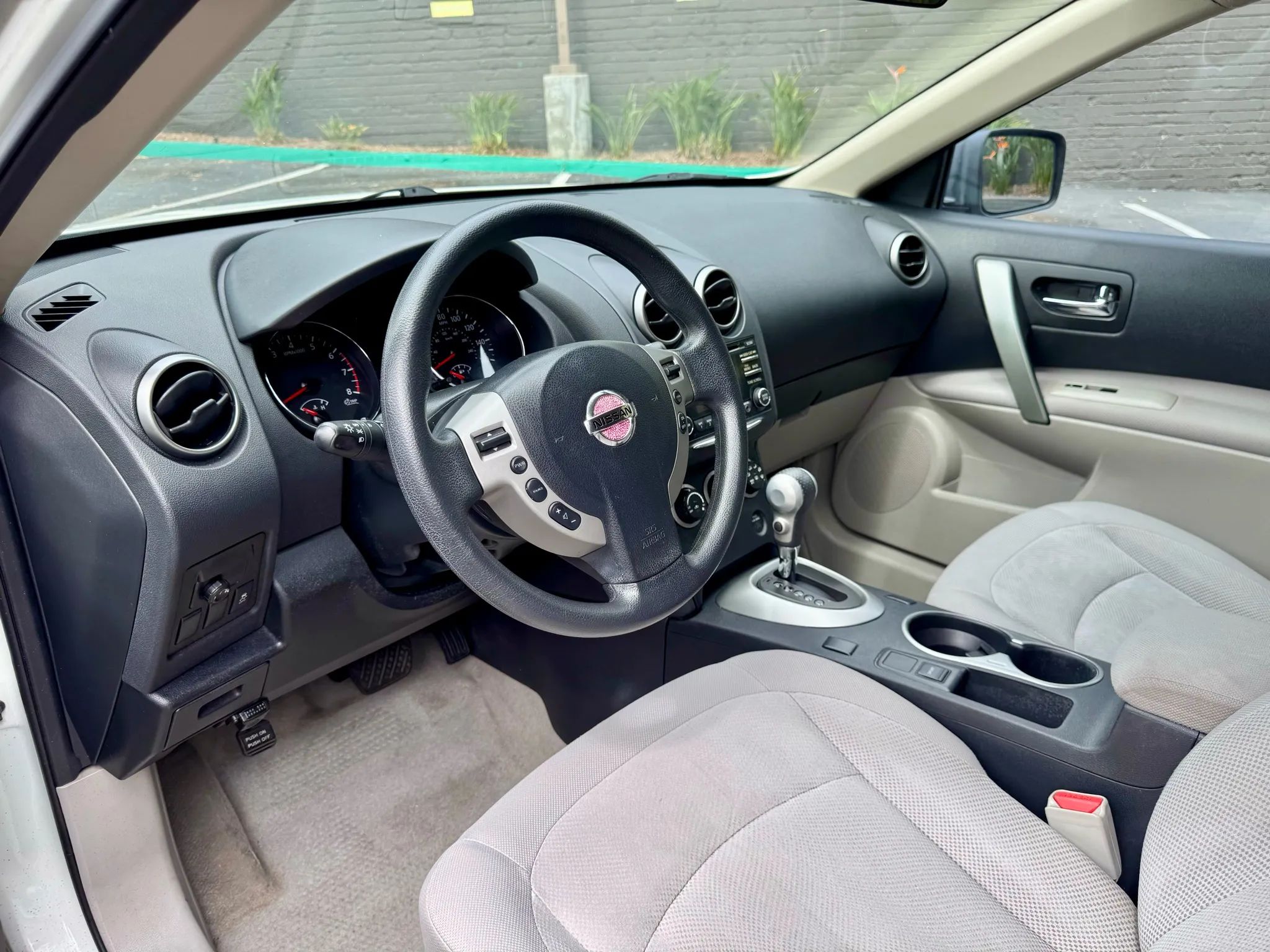 2012 Nissan Rogue S photo 4