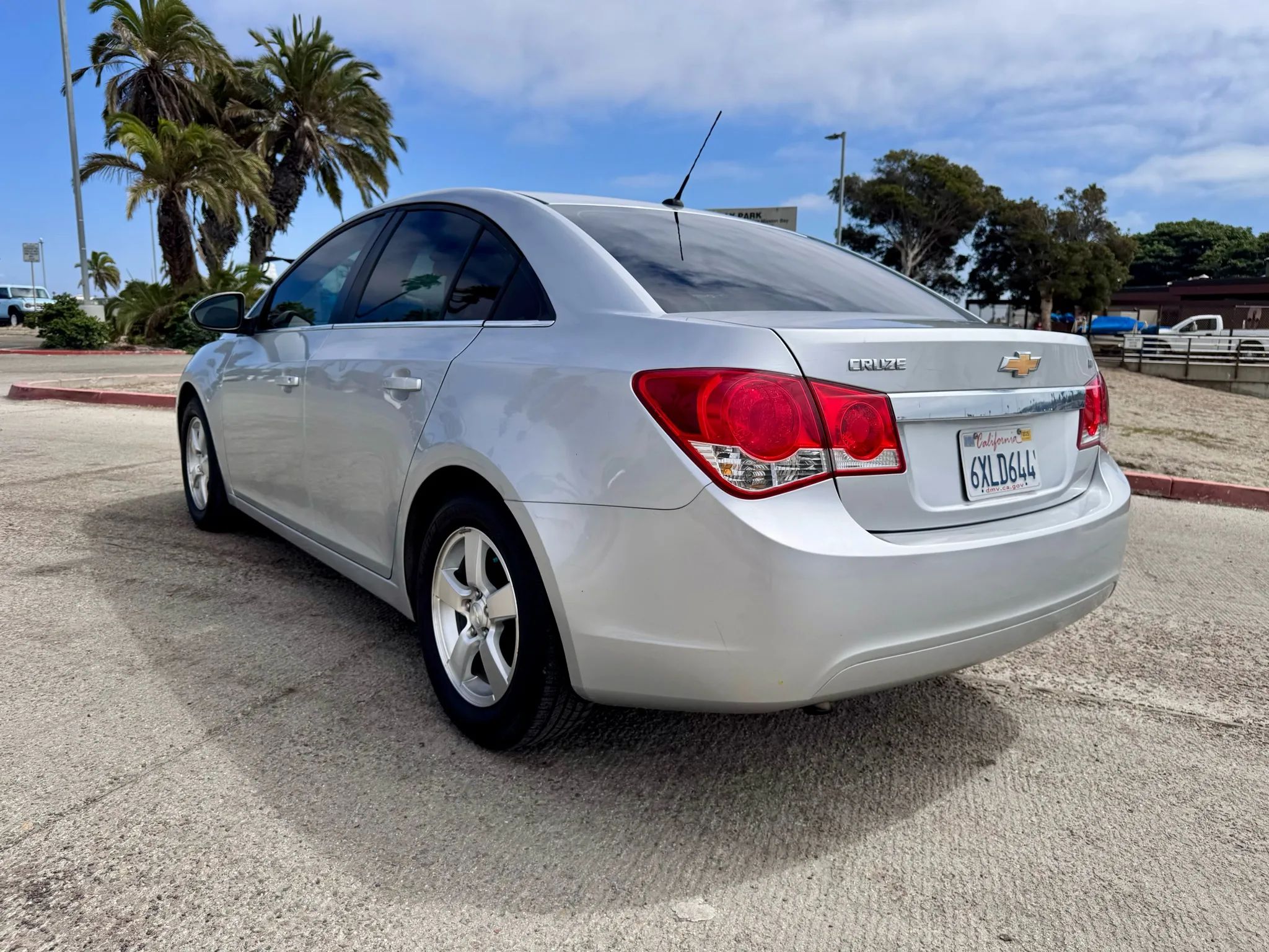 2013 Chevrolet Cruze LT photo 4