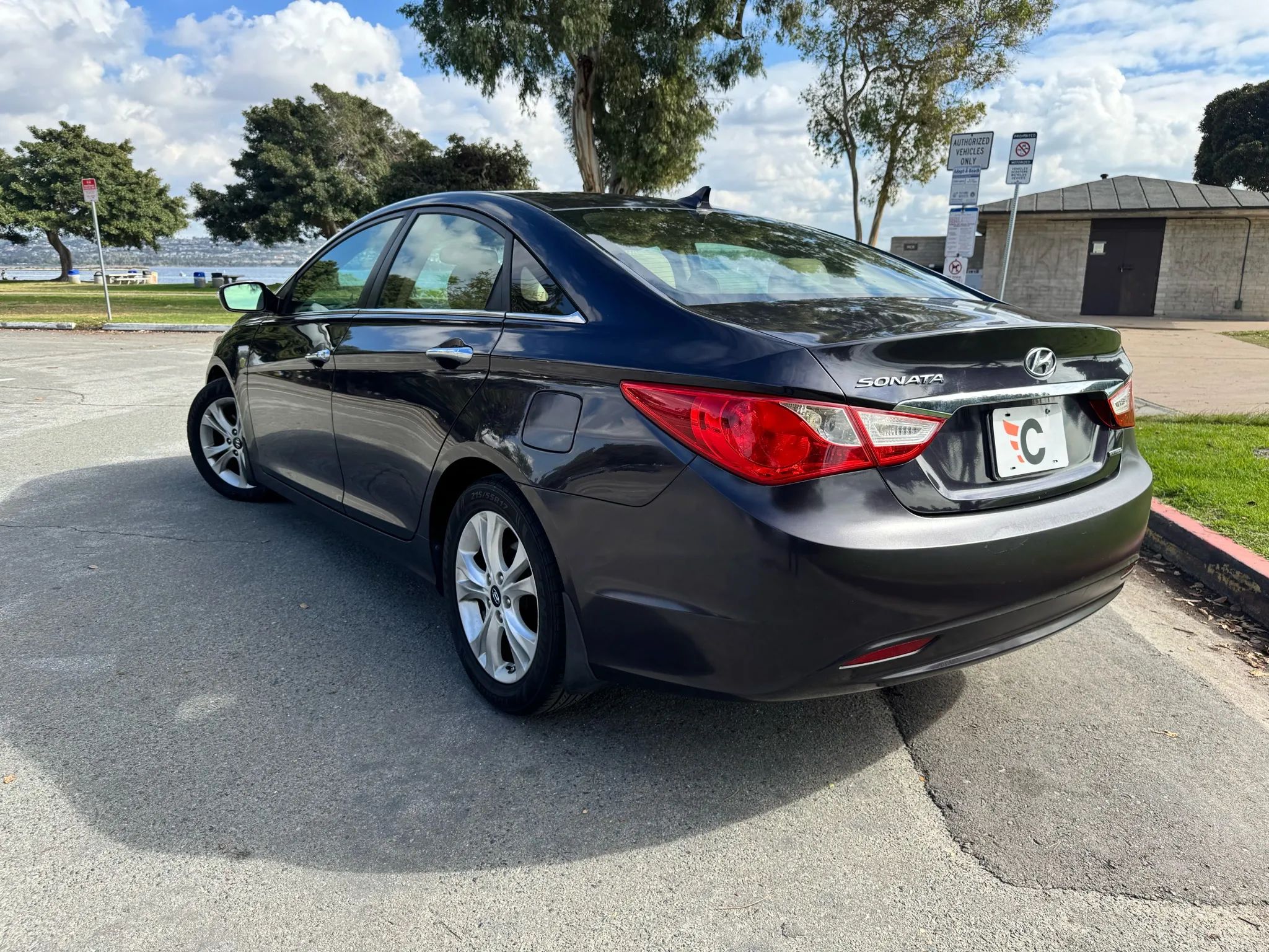 2011 Hyundai Sonata Limited photo 4