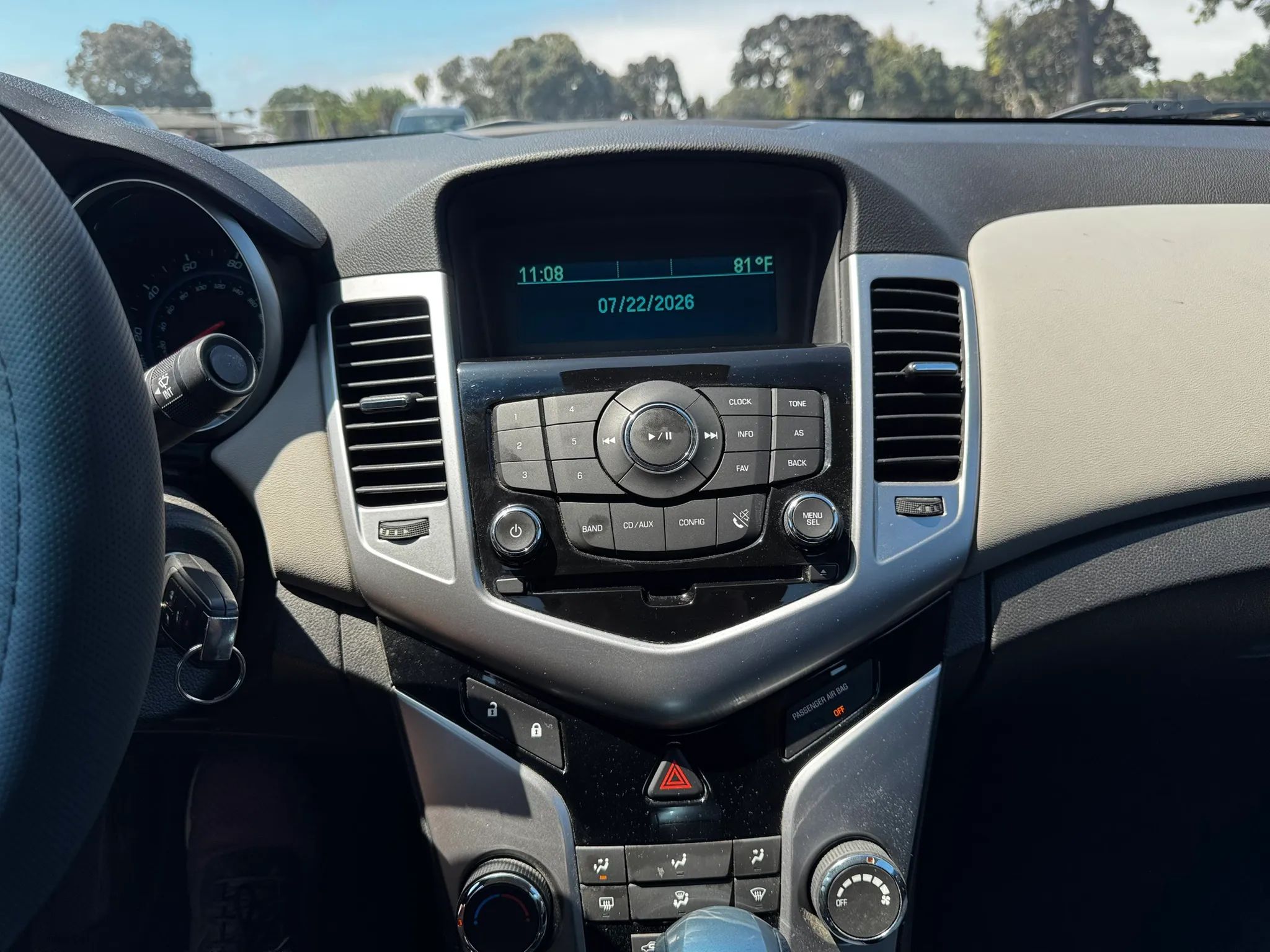 2014 Chevrolet Cruze LS - Photo 18