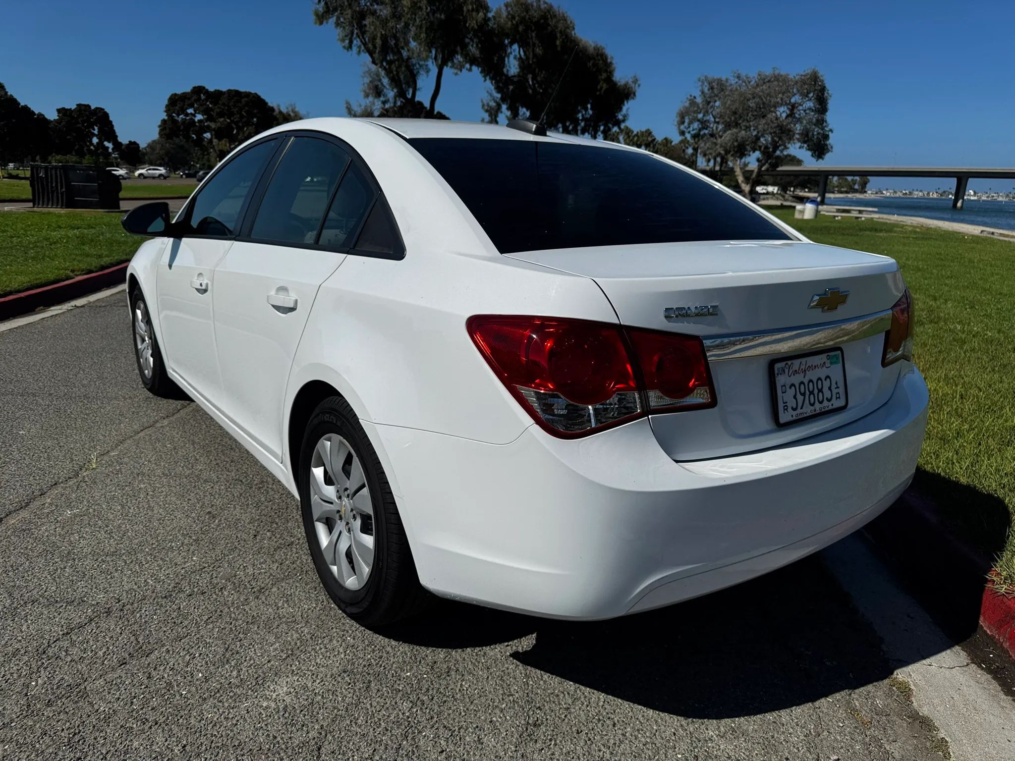 2015 Chevrolet Cruze LS - Photo 7