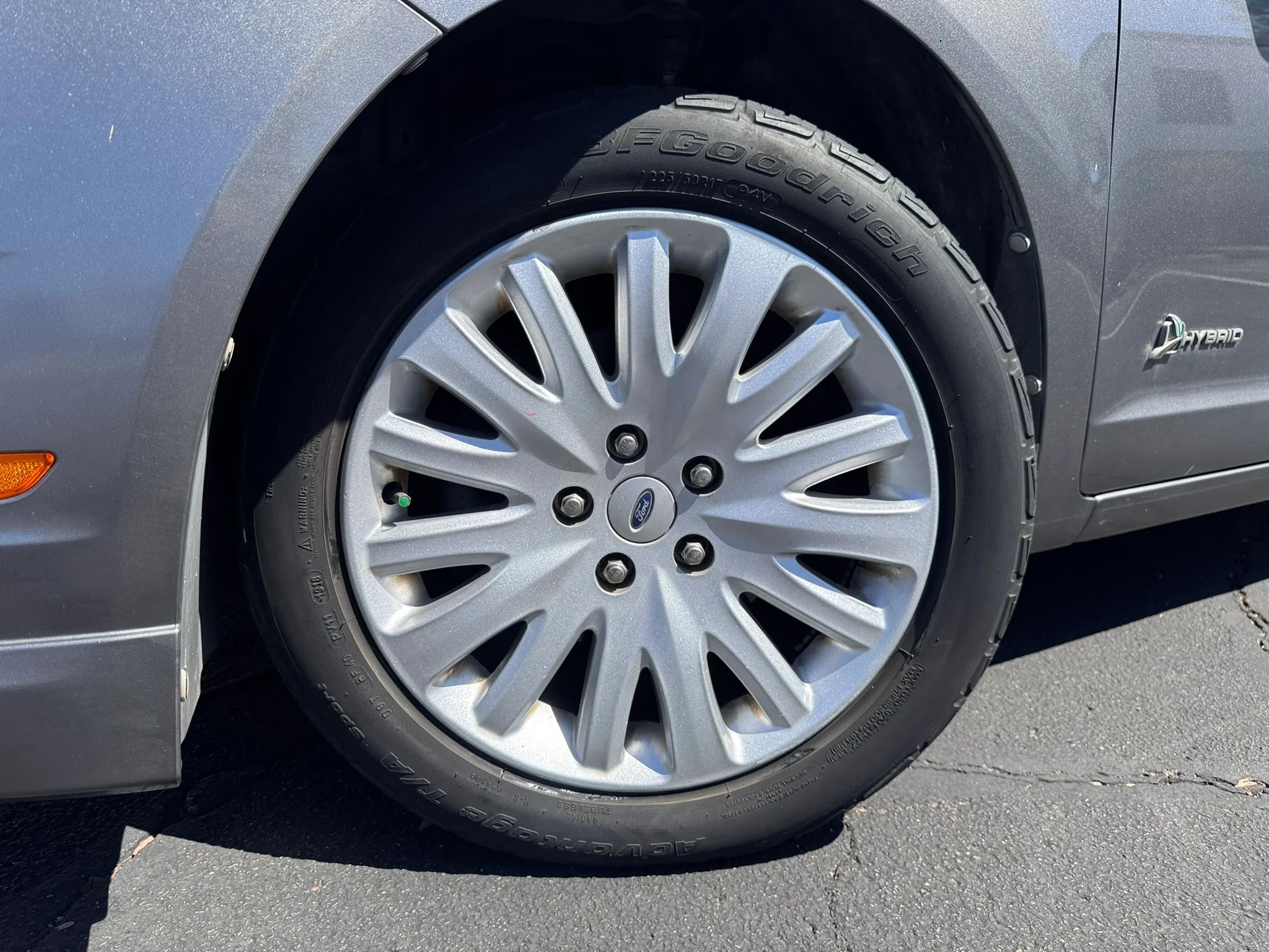 2010 Ford Fusion Hybrid - Photo 11