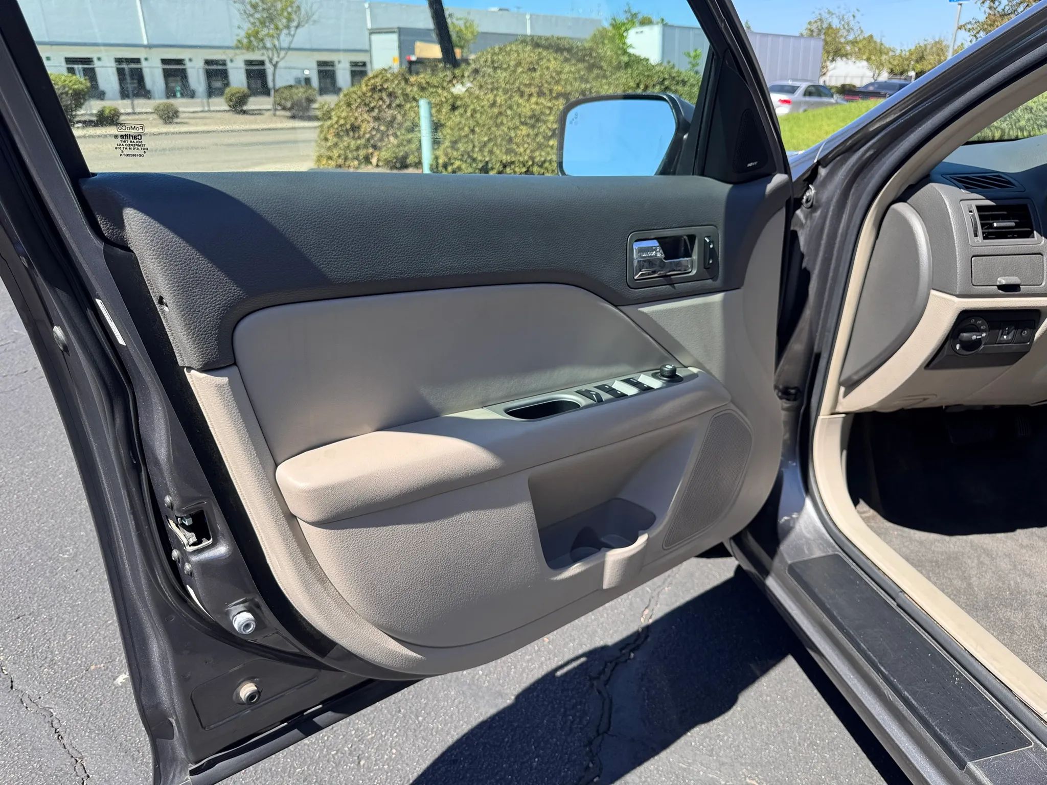 2010 Ford Fusion Hybrid - Photo 13