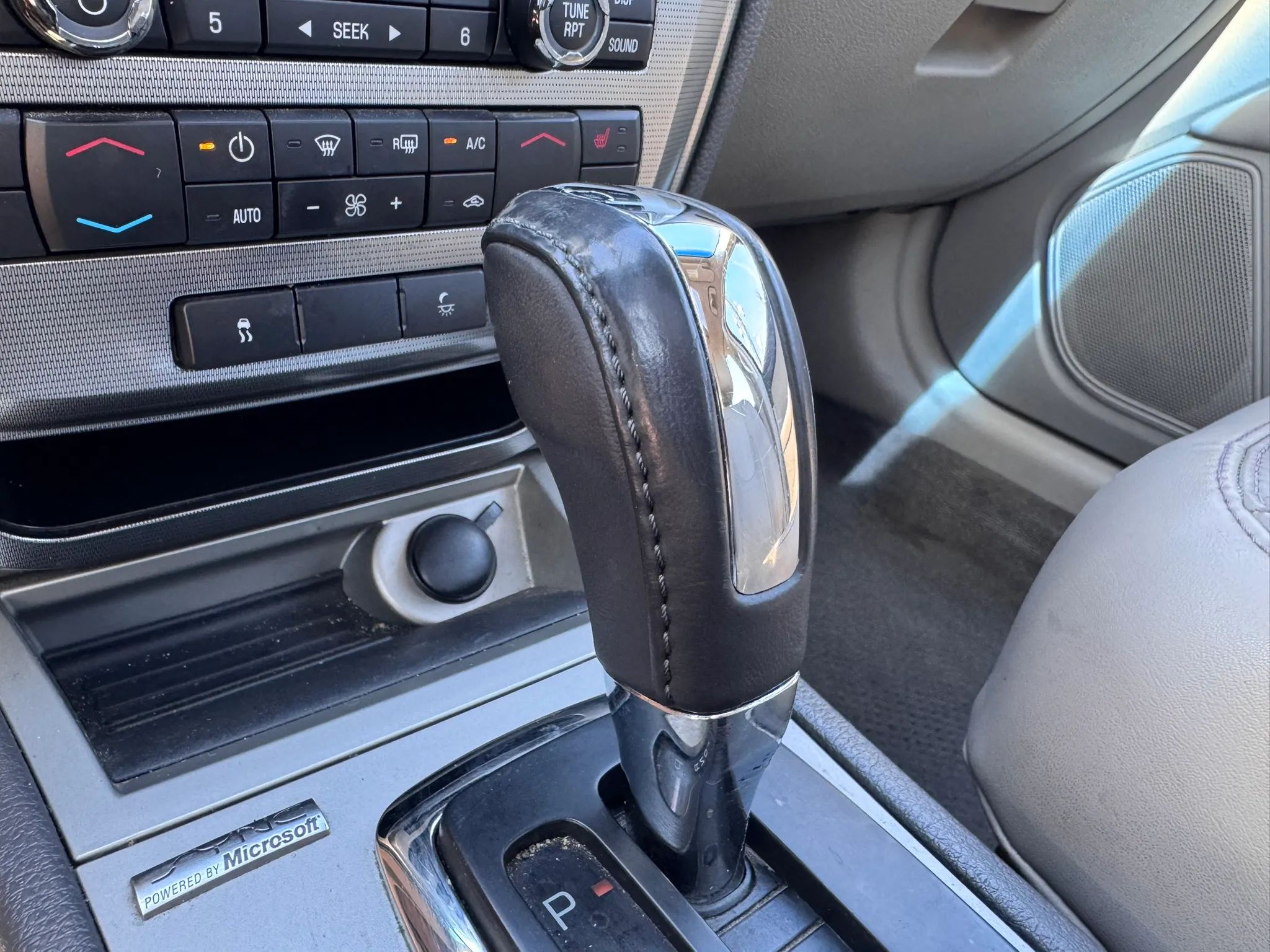 2010 Ford Fusion Hybrid - Photo 21