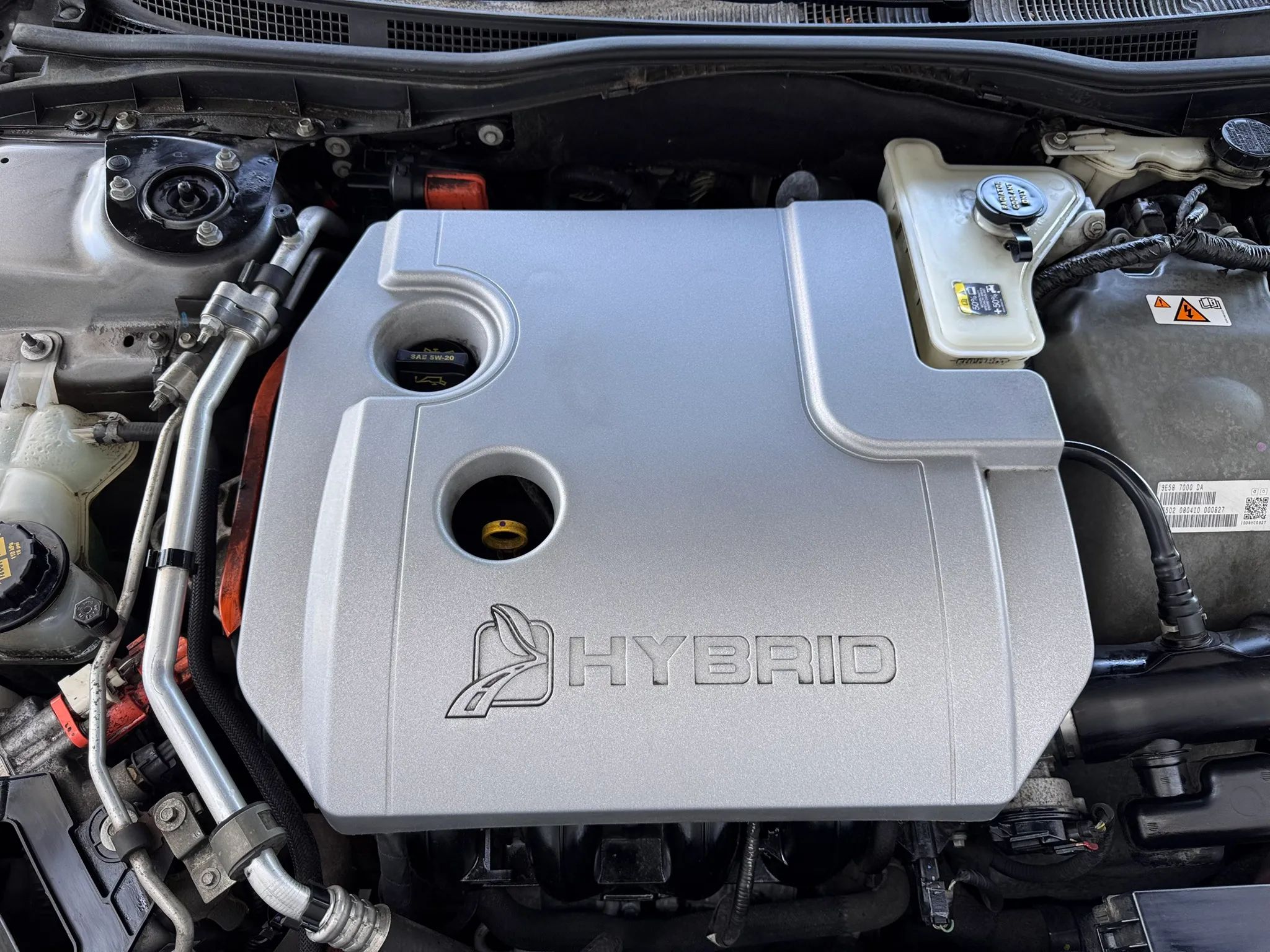 2010 Ford Fusion Hybrid - Photo 40
